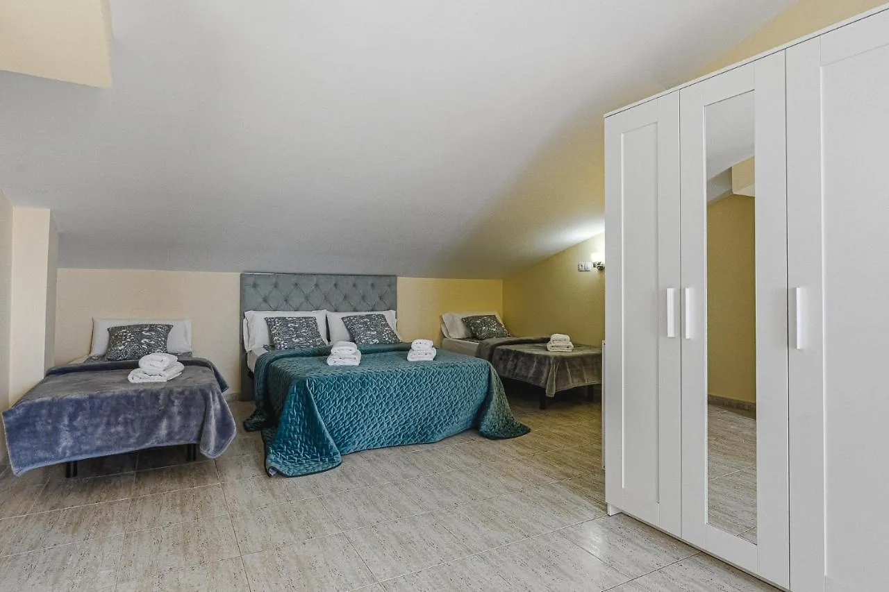 Red Large Family Apartment, Three Floors, 10 Guests Costa Adeje  Spain