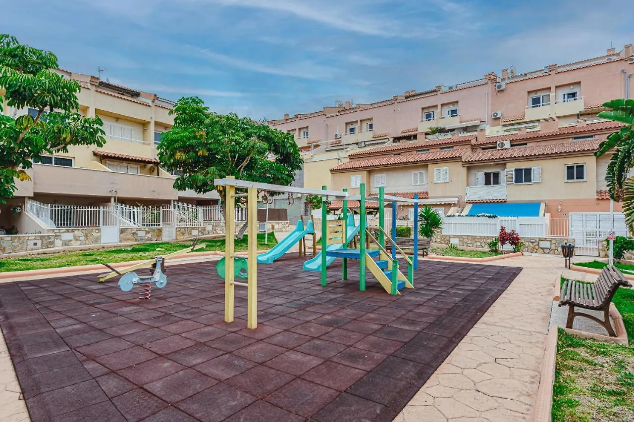 Red Large Family Apartment, Three Floors, 10 Guests Costa Adeje  Apartment