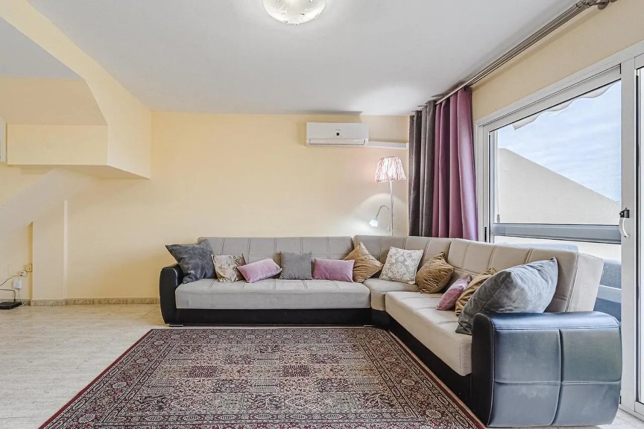 Apartment Red Large Family Apartment, Three Floors, 10 Guests Costa Adeje