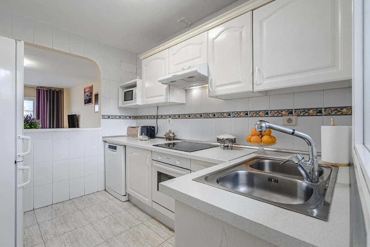 Red Large Family Apartment, Three Floors, 10 Guests Costa Adeje  0*, Costa Adeje (Tenerife) Spain