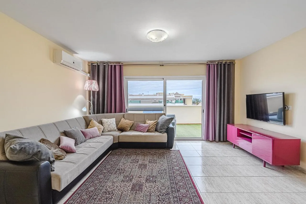 Red Large Family Apartment, Three Floors, 10 Guests Costa Adeje  0*, Costa Adeje (Tenerife) Spain